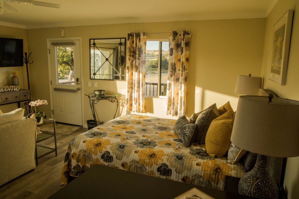 Kiler Studio Apartment queen bed