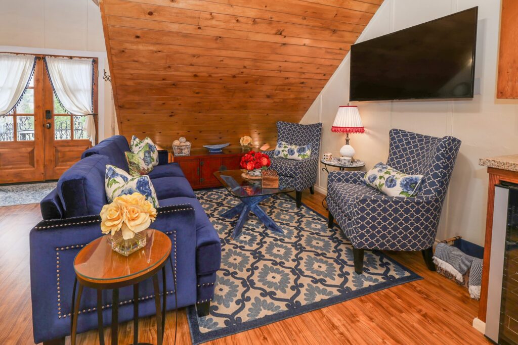 Briarwood Apartment sitting area
