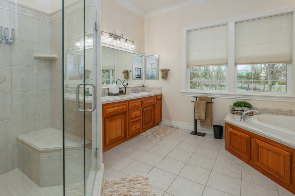 Primary bath with jetted tub