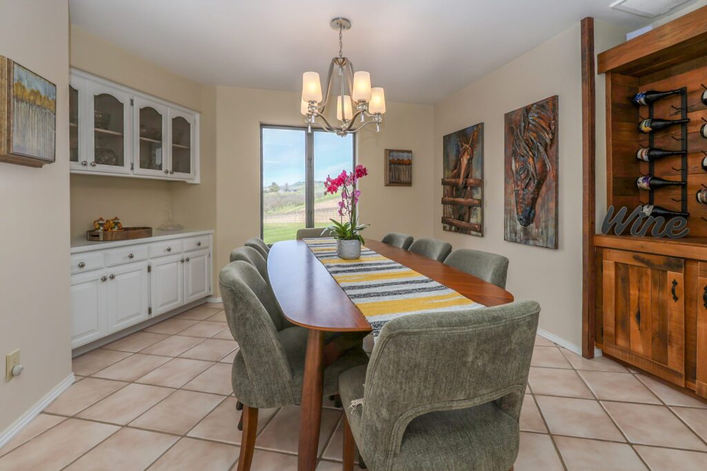 Kiler Canyon Ranch House dining room